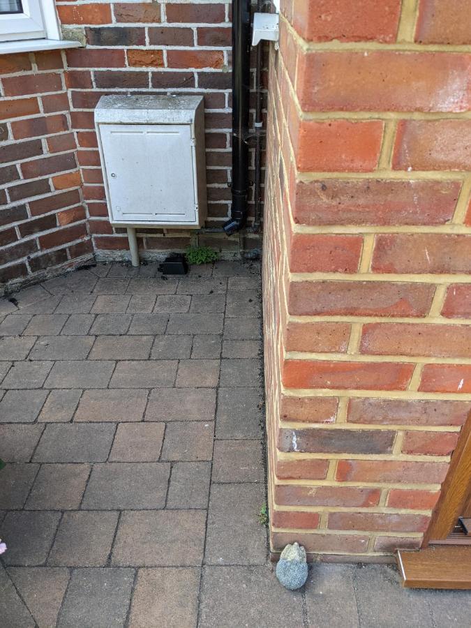 Ferienwohnung Quiet Comfortable Patcham Studio Free Parking Hallway Shared With Host Hove Exterior foto